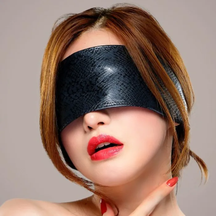 EXECUTE Vibrators Execute Python Pattern Eye Mask