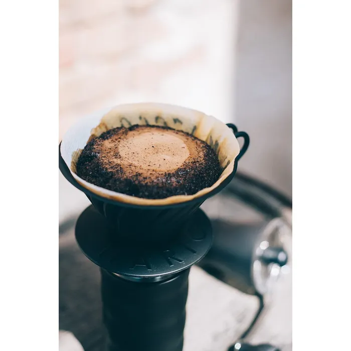 Anal Hario Hario V60 Metal Dripper for 1 to 4 Cups Matt Black
