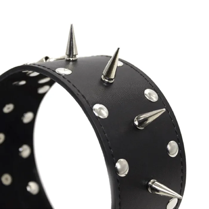 Restraints Love Plugs Spiked Leather Collar With Leash