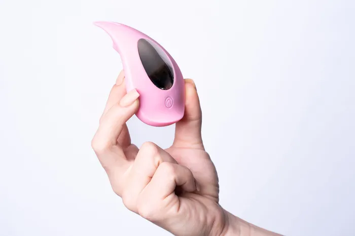 Maia Toys Female Sex Toys Sera Clitoral Layon Bullet Vibrator Pink Maia Toys Female Sex Toys Sera Clitoral Layon Bullet Vibrator Pink